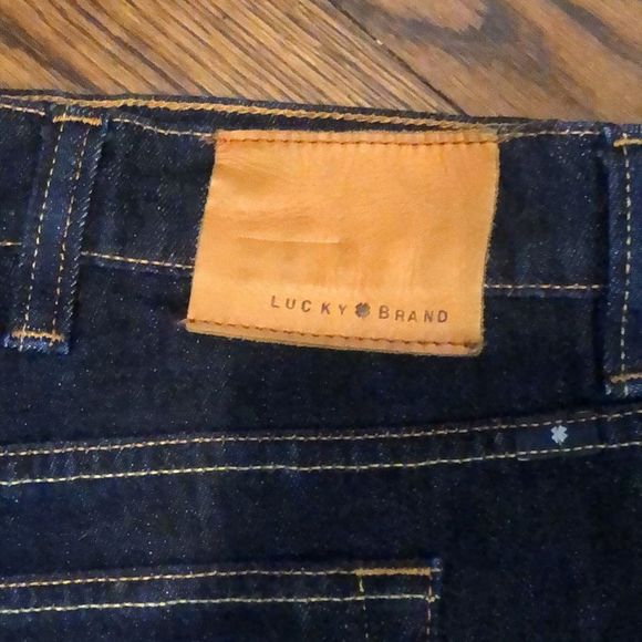 LUCKY BRAND 181 Mens Relaxed Straight Fit Jeans Size 46 x 32 - Picture 3 of 10